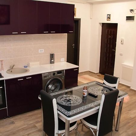 Apartament Capitala Militari Roşu 외부 사진