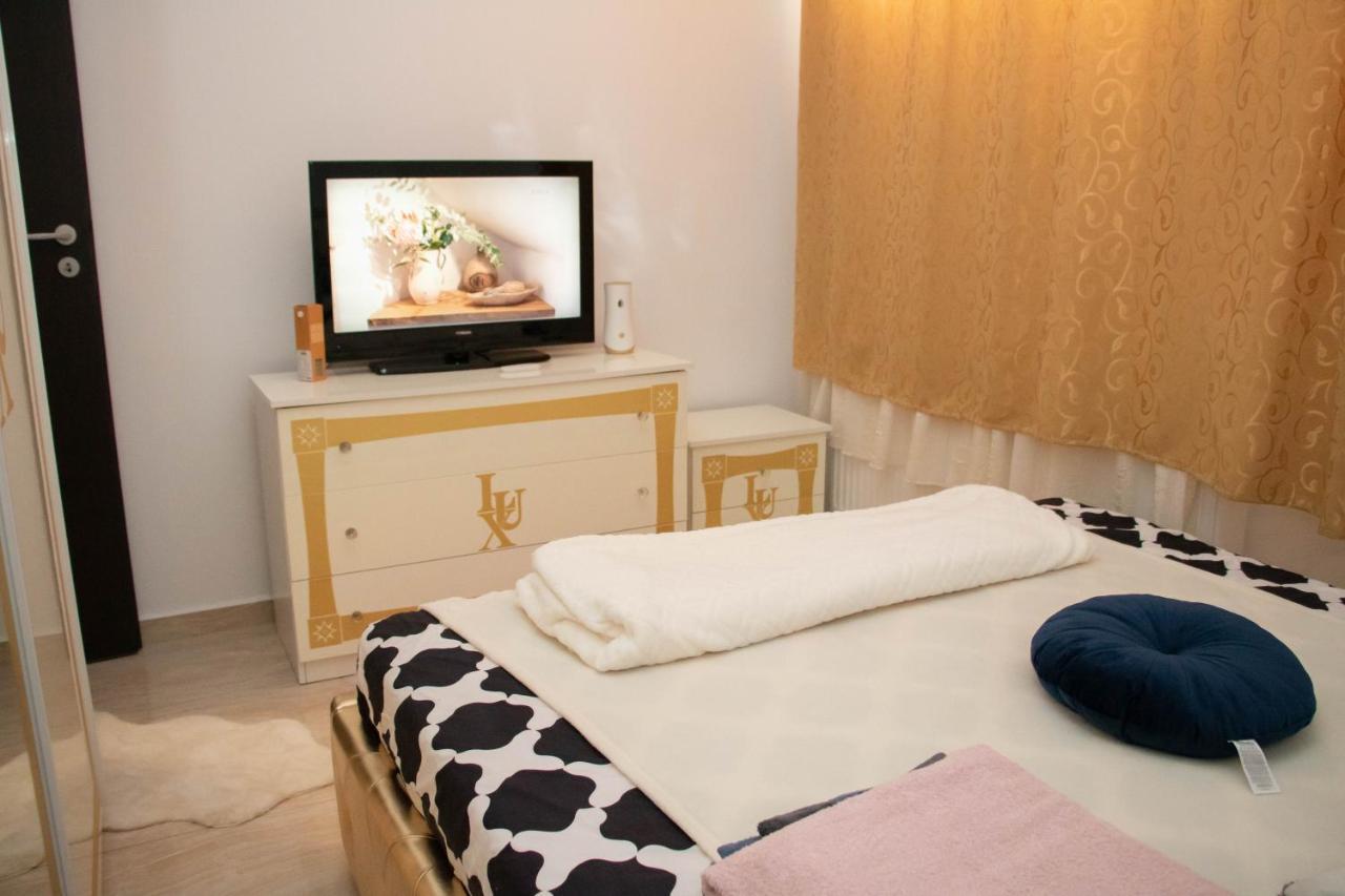Apartament Capitala Militari Roşu 외부 사진