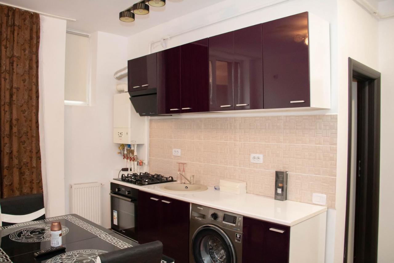 Apartament Capitala Militari Roşu 외부 사진
