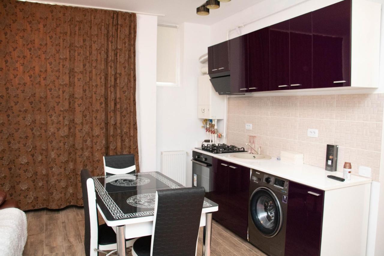 Apartament Capitala Militari Roşu 외부 사진