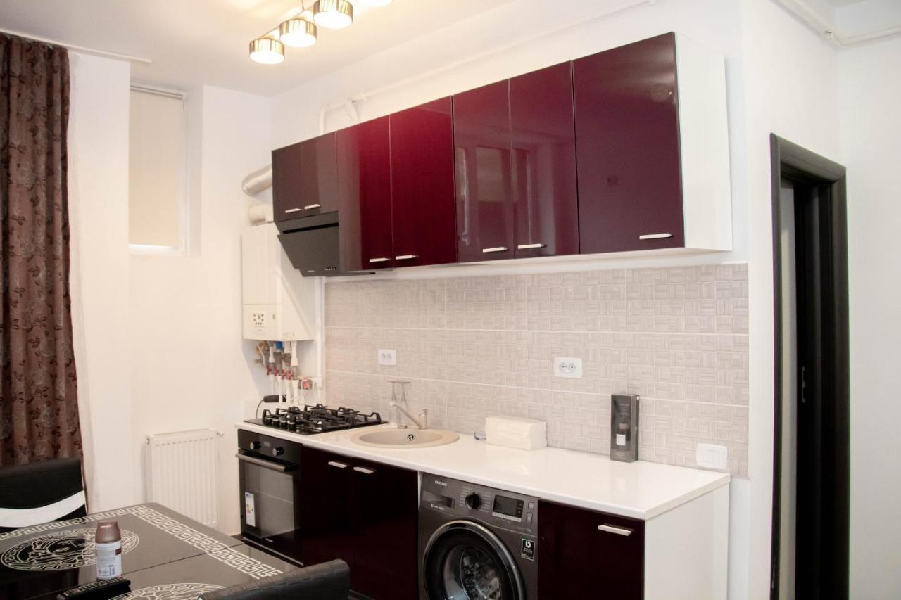 Apartament Capitala Militari Roşu 외부 사진